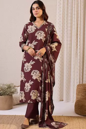 Women Floral Printed Regular Chanderi Silk Kurta with Trousers & With Dupatta