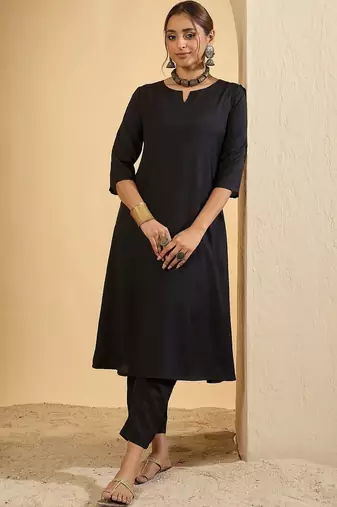 Women Regular Kurta with Palazzos & With Dupatta
