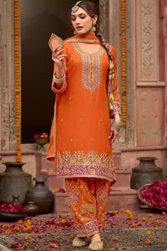 Women Ethnic Motifs Embroidered Regular Kurta with Patiala & With Dupatta
