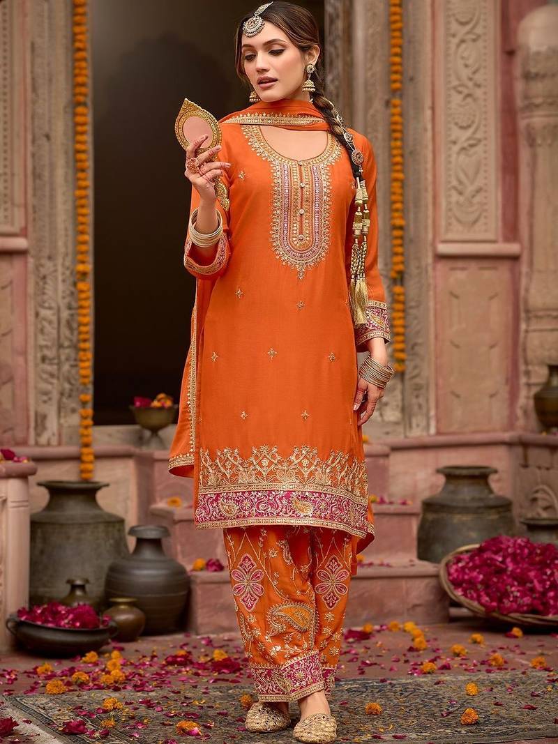 Women Ethnic Motifs Embroidered Regular Kurta with Patiala & With Dupatta