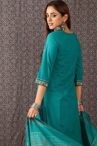 Women Ethnic Motifs Embroidered Regular Thread Work Pure Cotton Kurta with Trousers & With Dupatta