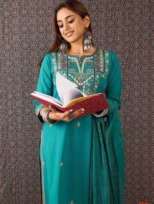 Women Ethnic Motifs Embroidered Regular Thread Work Pure Cotton Kurta with Trousers & With Dupatta 4