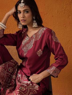 Women Ethnic Motifs Embroidered Regular Kurta with Trousers 2