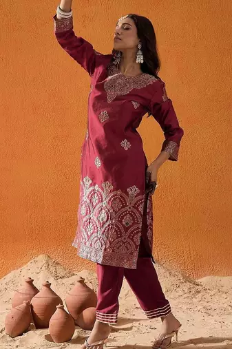 Women Ethnic Motifs Embroidered Regular Kurta with Trousers