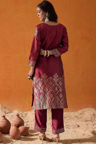 Women Ethnic Motifs Embroidered Regular Kurta with Trousers