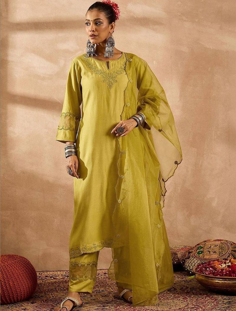 Women Ethnic Motifs Embroidered Regular Thread Work Liva Kurta with Palazzos & With Dupatta
