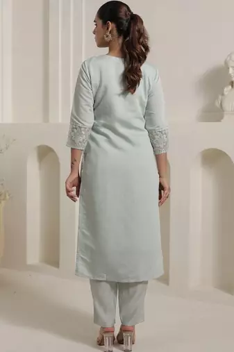 Women Floral Regular Thread Work Kurta with Trousers & With Dupatta