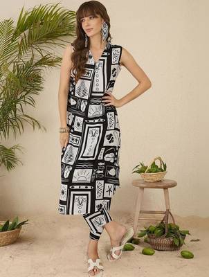 Women Printed Regular Pure Cotton Kurta with Trousers 1