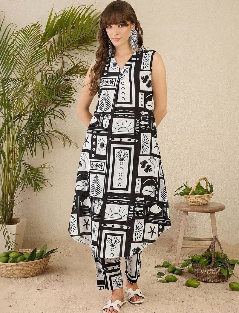 Women Printed Regular Pure Cotton Kurta with Trousers