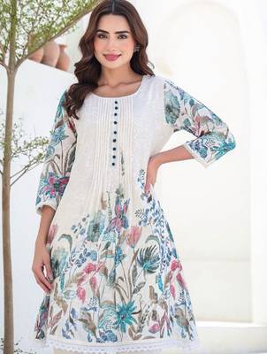 Women Floral Printed Pure Cotton Kurti with Trousers 2