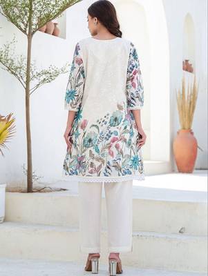 Women Floral Printed Pure Cotton Kurti with Trousers 3