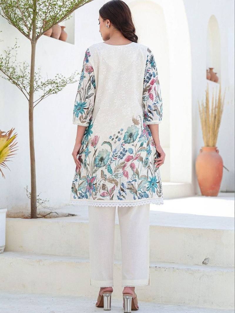 Women Floral Printed Pure Cotton Kurti with Trousers