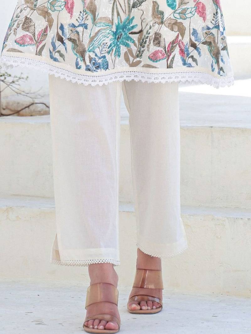 Women Floral Printed Pure Cotton Kurti with Trousers