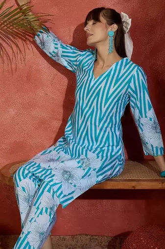 Women Printed Regular Pure Cotton Kurta with Trousers