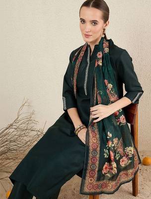 Women Floral Embroidered Regular Thread Work Kurta with Trousers & With Dupatta 2