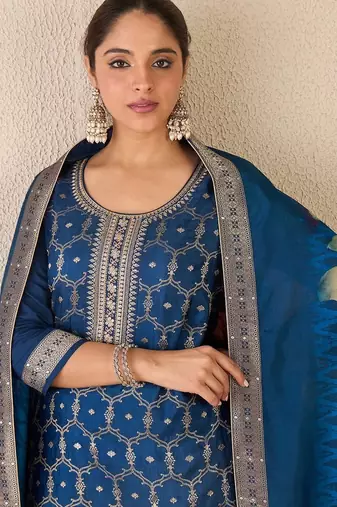 Women Ethnic Motifs Regular Kurta with Trousers & With Dupatta