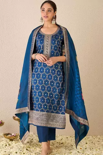 Women Ethnic Motifs Regular Kurta with Trousers & With Dupatta