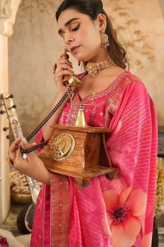 Women Ethnic Motifs Regular Kurta with Trousers & With Dupatta
