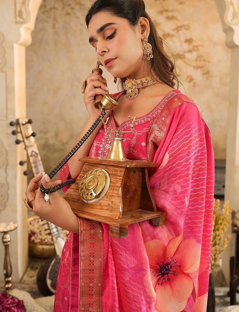 Women Ethnic Motifs Regular Kurta with Trousers & With Dupatta