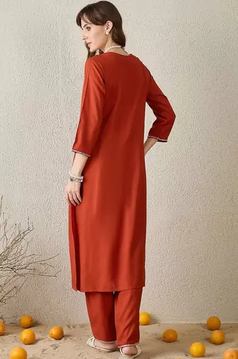 Women Ethnic Motifs Embroidered Regular Thread Work Kurta with Palazzos
