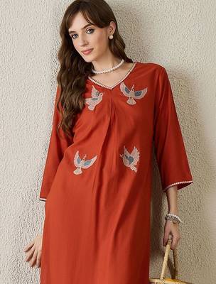 Women Ethnic Motifs Embroidered Regular Thread Work Kurta with Palazzos 5