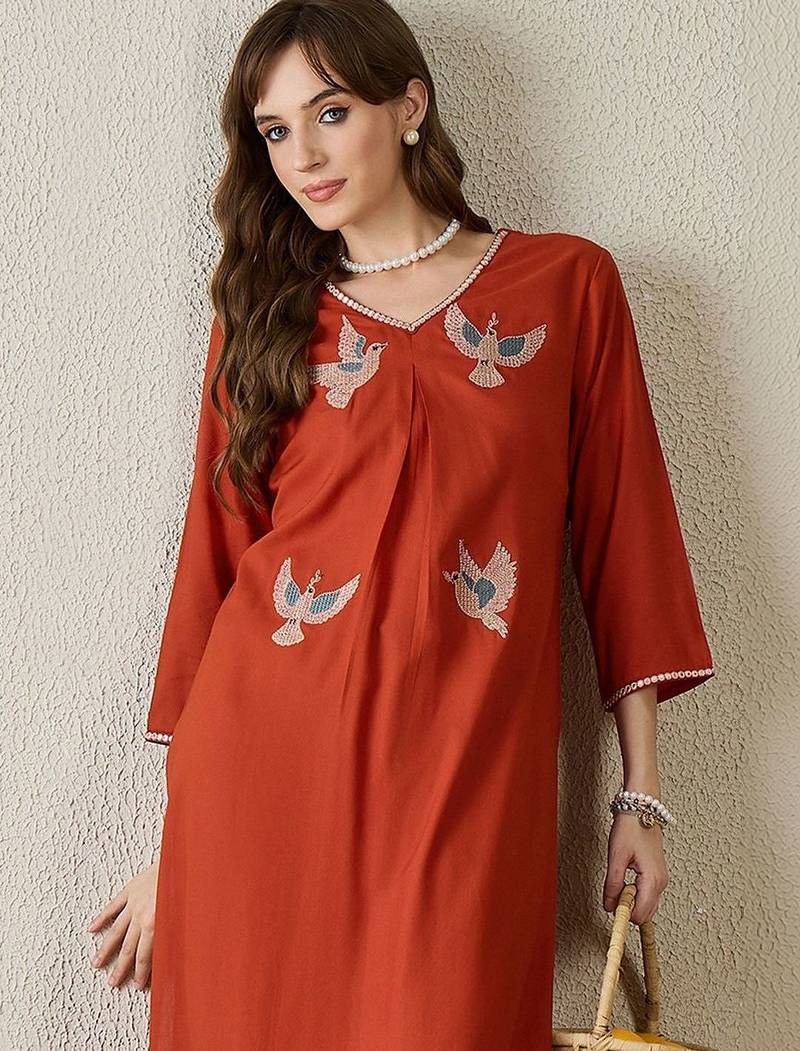 Women Ethnic Motifs Embroidered Regular Thread Work Kurta with Palazzos