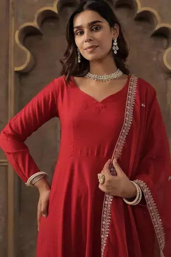 Women Regular Liva Kurta with Trousers & With Dupatta