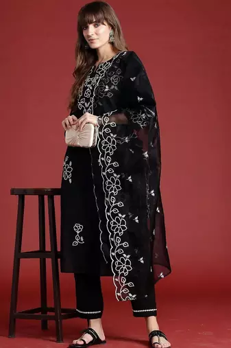 Women Floral Embroidered Regular Thread Work Kurta with Trousers & With Dupatta