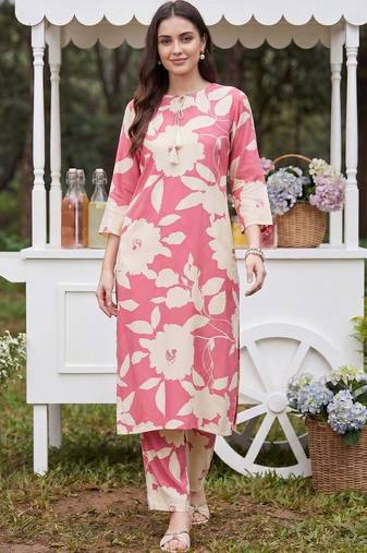 Women Floral Printed Regular Kurta with Palazzos