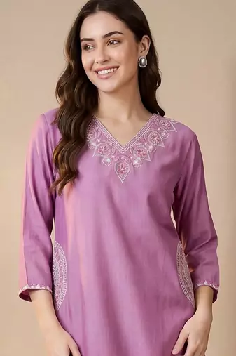 Women Ethnic Motifs Embroidered Regular Thread Work Kurta with Trousers