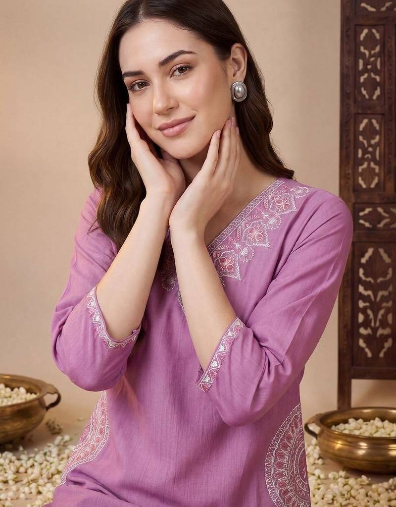 Women Ethnic Motifs Embroidered Regular Thread Work Kurta with Trousers