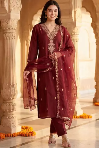 Women Ethnic Motifs Embroidered Regular Kurta with Trousers & With Dupatta