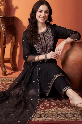 Women Ethnic Motifs Embroidered Regular Thread Work Pure Cotton Kurta with Trousers & With Dupatta