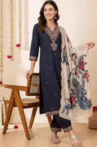 Ethnic Motifs Embroidered Regular Thread Work Kurta with Patiala & With Dupatta