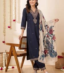 Ethnic Motifs Embroidered Regular Thread Work Kurta with Patiala & With Dupatta