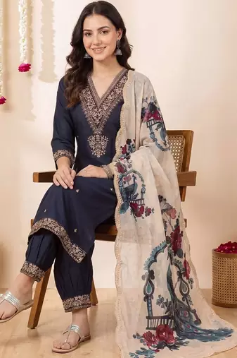 Ethnic Motifs Embroidered Regular Thread Work Kurta with Patiala & With Dupatta
