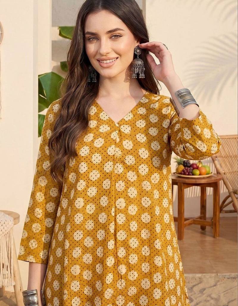Women Printed Regular Pure Cotton Kurta with Trousers
