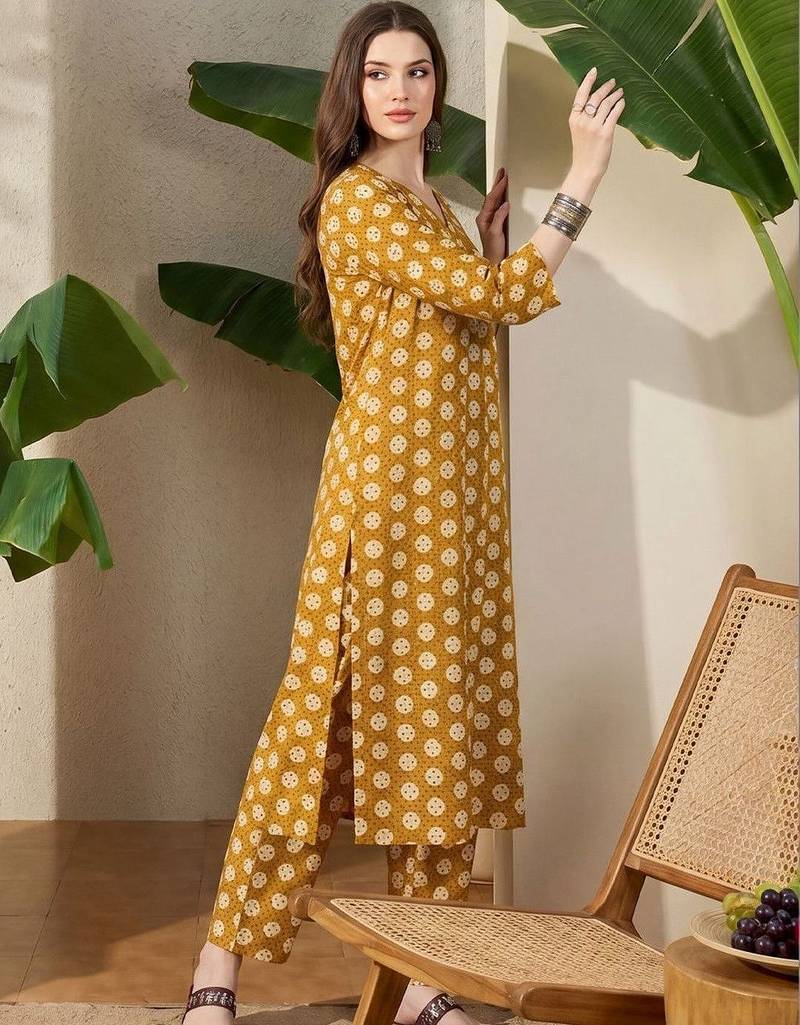 Women Printed Regular Pure Cotton Kurta with Trousers