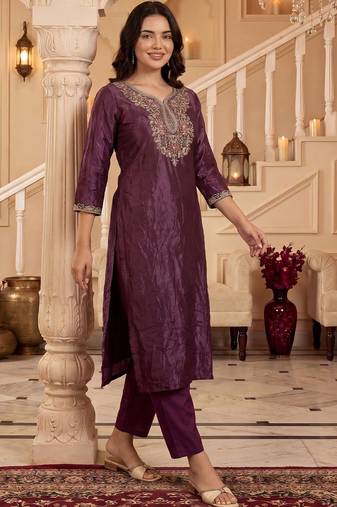 Women Ethnic Motifs Regular Thread Work Kurta with Trousers