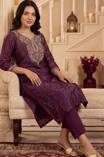Women Ethnic Motifs Regular Thread Work Kurta with Trousers
