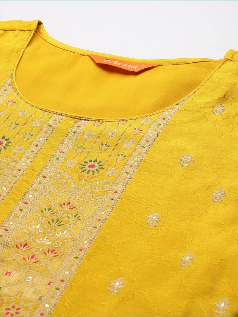 Women Floral Embroidered Regular Kurta with Trousers & With Dupatta