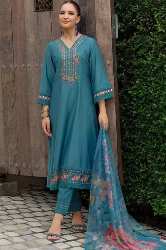 Women Floral Embroidered Regular Thread Work Kurta with Trousers & With Dupatta