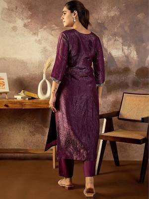 Women Ethnic Motifs Embroidered Regular Thread Work Kurta with Trousers 6