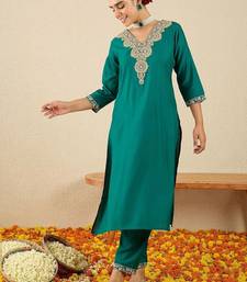 Women Ethnic Motifs Embroidered Regular Kurta with Trousers