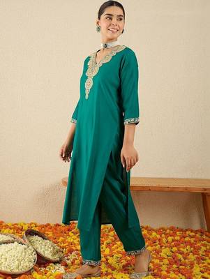 Women Ethnic Motifs Embroidered Regular Kurta with Trousers 6