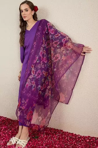 Women Floral V-Neck Kurta with Trousers & With Dupatta
