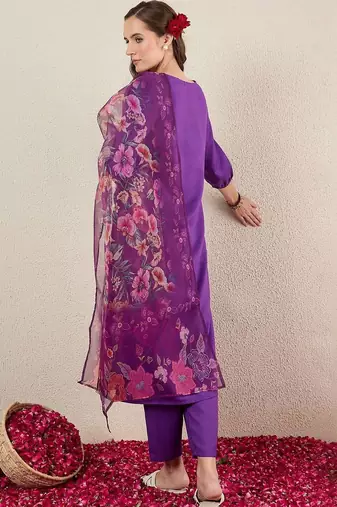 Women Floral V-Neck Kurta with Trousers & With Dupatta