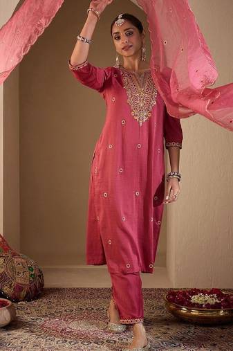 Women Ethnic Motifs Embroidered Regular Thread Work Kurta with Trousers & With Dupatta