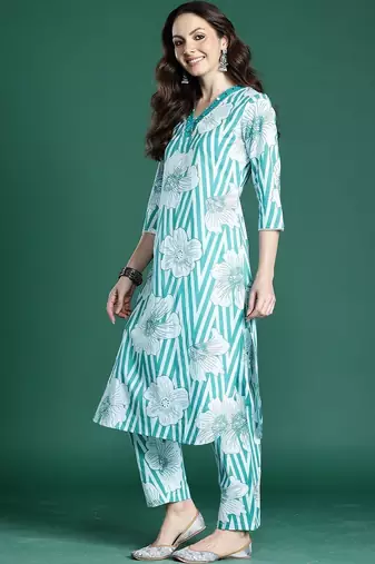 Women Floral Printed Regular Pure Cotton Kurta with Trousers
