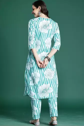 Women Floral Printed Regular Pure Cotton Kurta with Trousers